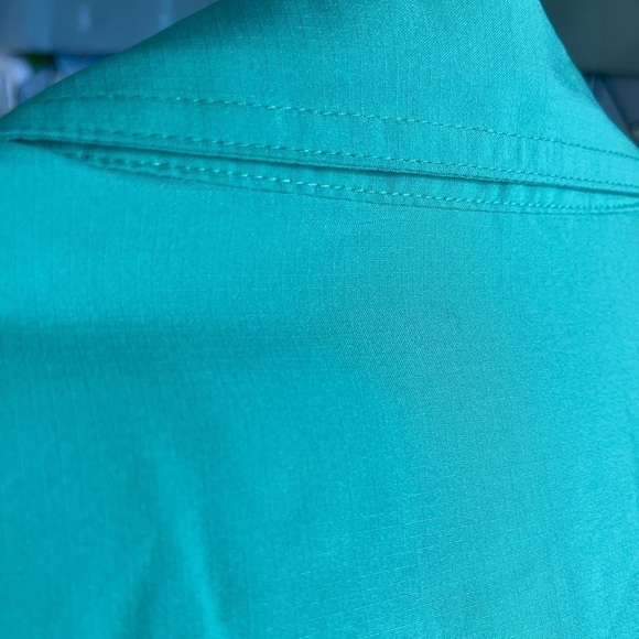 NWT Eddie Bauer Men's Woven Tech Shirt Starling Turquoise Size Small Button Up - Picture 10 of 14